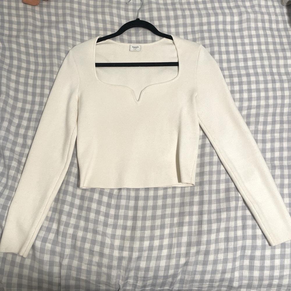 Abercrombie and fitch top